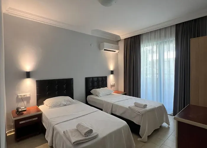 نادي بالم غاردن كسكين