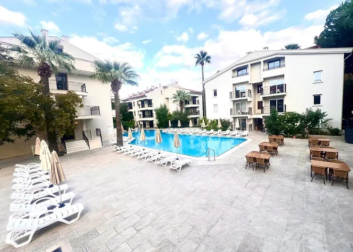 Club Palm Garden Keskin מלון 3*