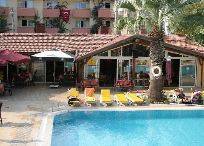Club Palm Garden Keskin מלון
