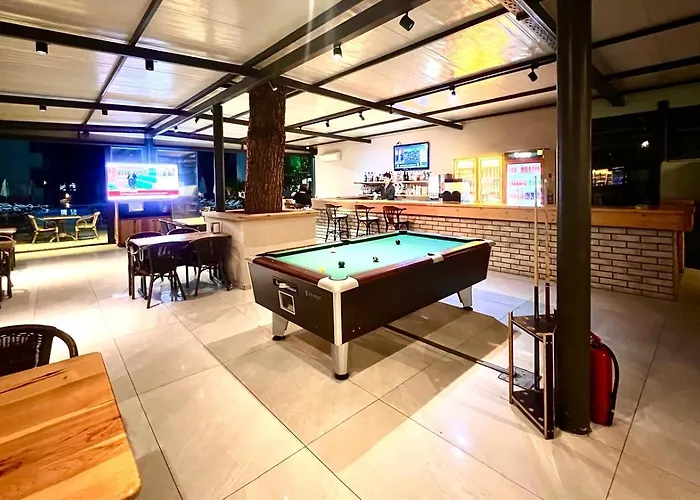 Club Palm Garden Keskin מלון