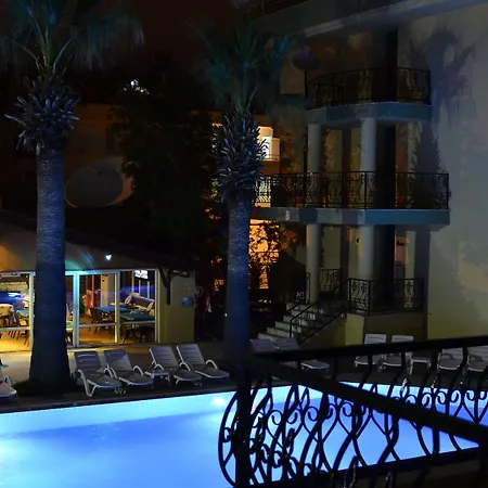 Club Palm Garden Keskin Szálloda Marmaris