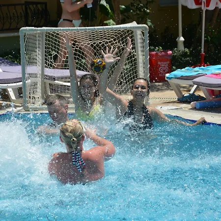 Club Palm Garden Keskin Szálloda 3*